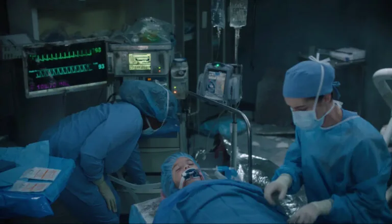 Момент из 1 серии 22 сезона